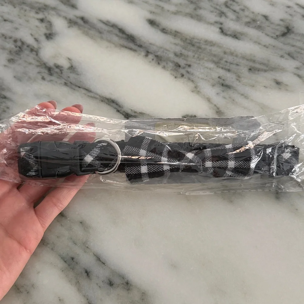 Petco Chester Black White Plaid Bowtie Adjustable Dog Collar Large